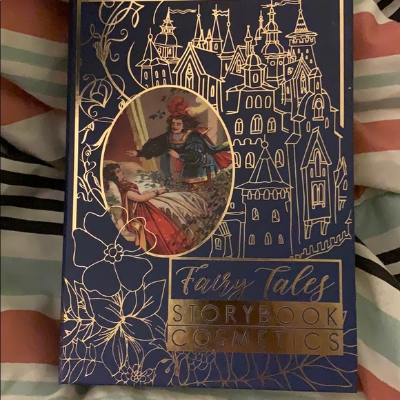 Storybook cosmetics Palette - Picture 5 of 6